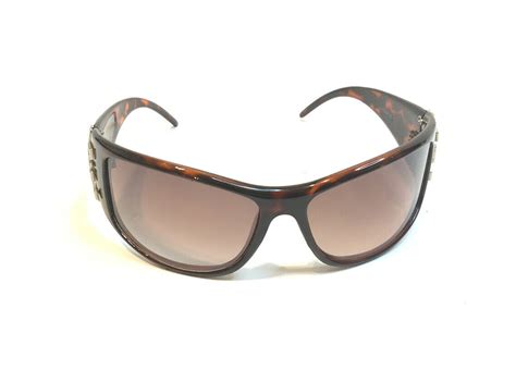dolce and gabbana wrap around sunglasses